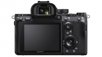 دوربین a7R III